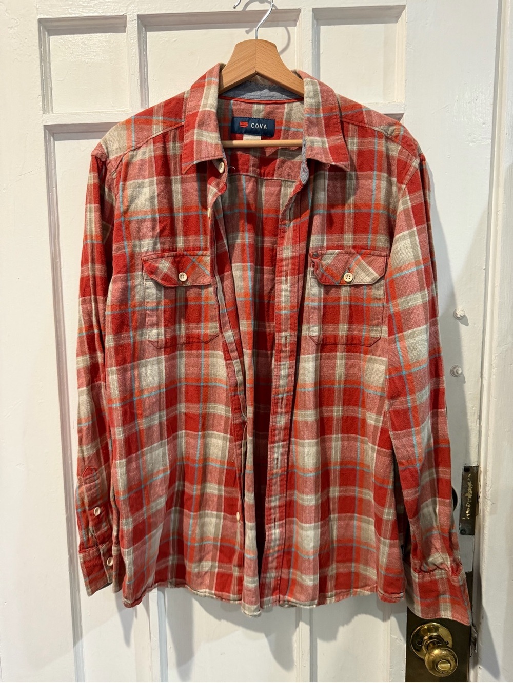 COVÀ Red Plaid Long-Sleeve Flannel Shirt for Men